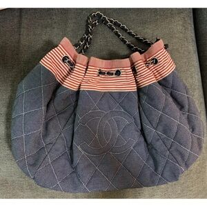 Chanel Coco Cabas Quilted Women's Bag